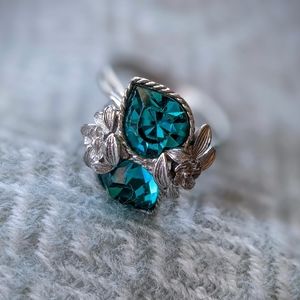 Vintage 1973 Adjustable Sarah Coventry Ring